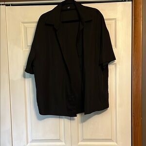 SHEIN Black Button-Up Shirt